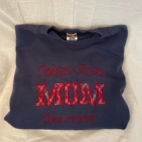 Dakota State Uni. Mom Crewneck - Picture 3 of 3